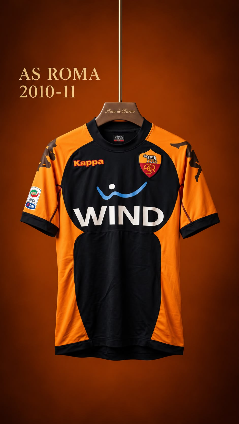 AS Romas orange och svarta tredjetröja 2010–11 från Kappa med vit Wind-logga